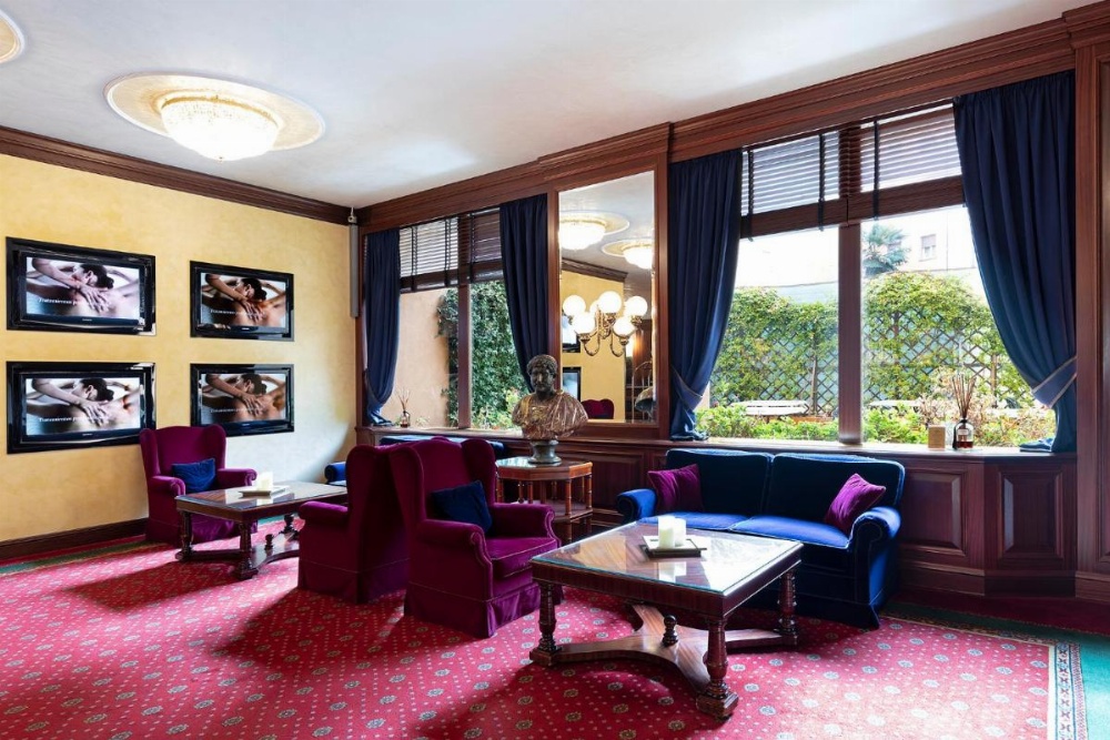 Royal Hotel Carlton Image 35